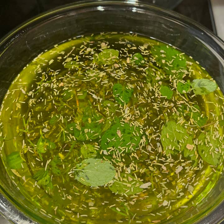 Suzy Spa Essentials - Wholesale Hair Oil - Rosemary Hair Growth Oil, Scalp + Hair Nourishment 1oz + 2oz5