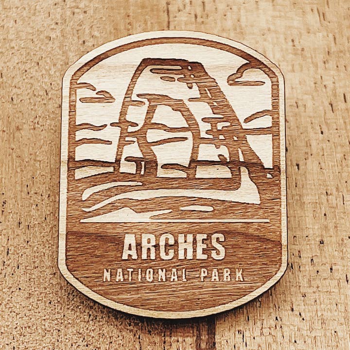 Pin de madera Parque Nacional Arches para venta al por mayor de The Wooden Pin