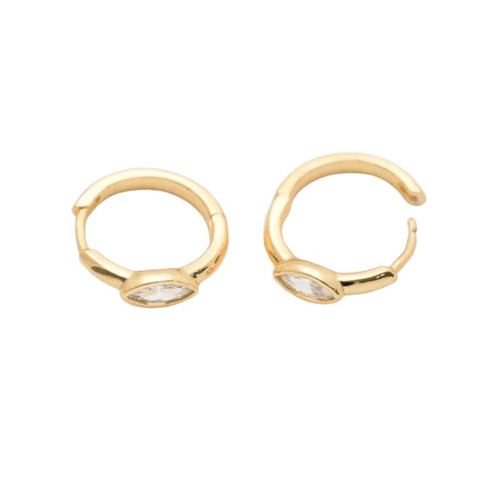 Océanne - Wholesale Huggie Earrings - Flora Huggies8