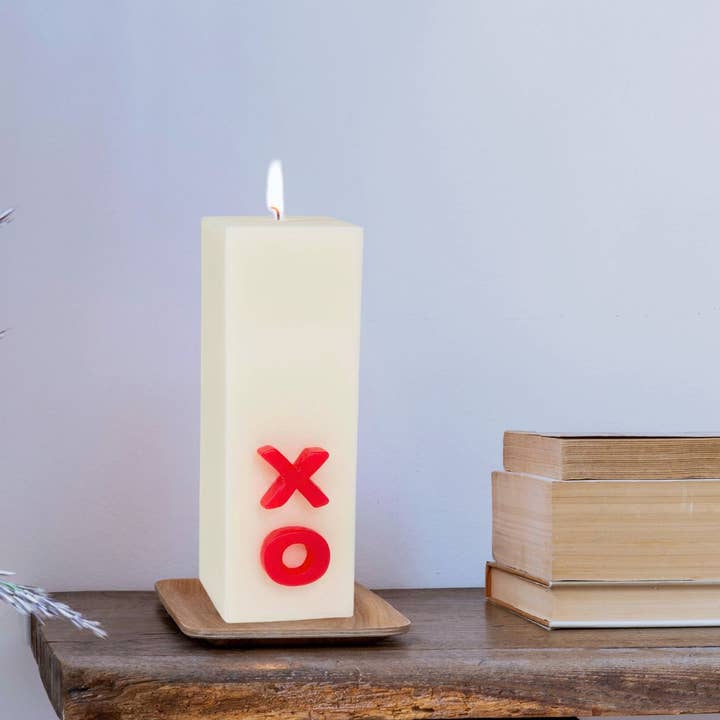 Made By Humans Designs - Vendita all'ingrosso Candele regalo - Candela XO
