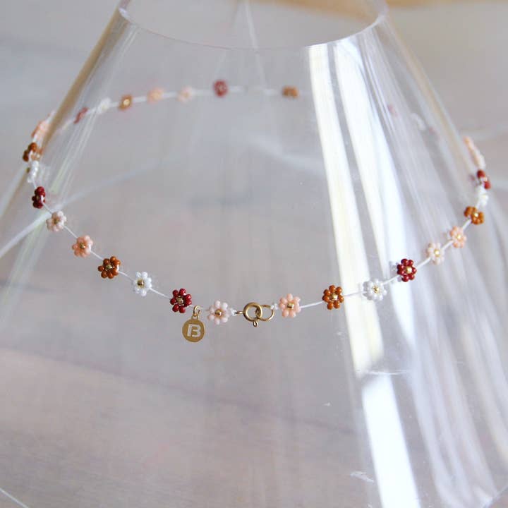 Bazou - Wholesale Pendant/Charm Necklace - Daisy flower necklace – Mix Nude1