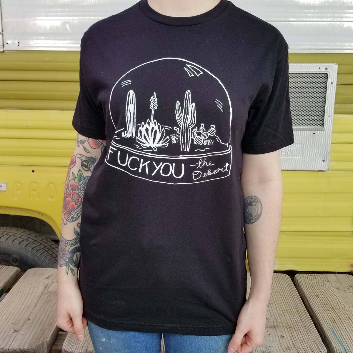 Tanline Printing – T-shirt estampada - Unissexo por atacado – Camisa unissex “Fuck You - The Desert” (preta)1