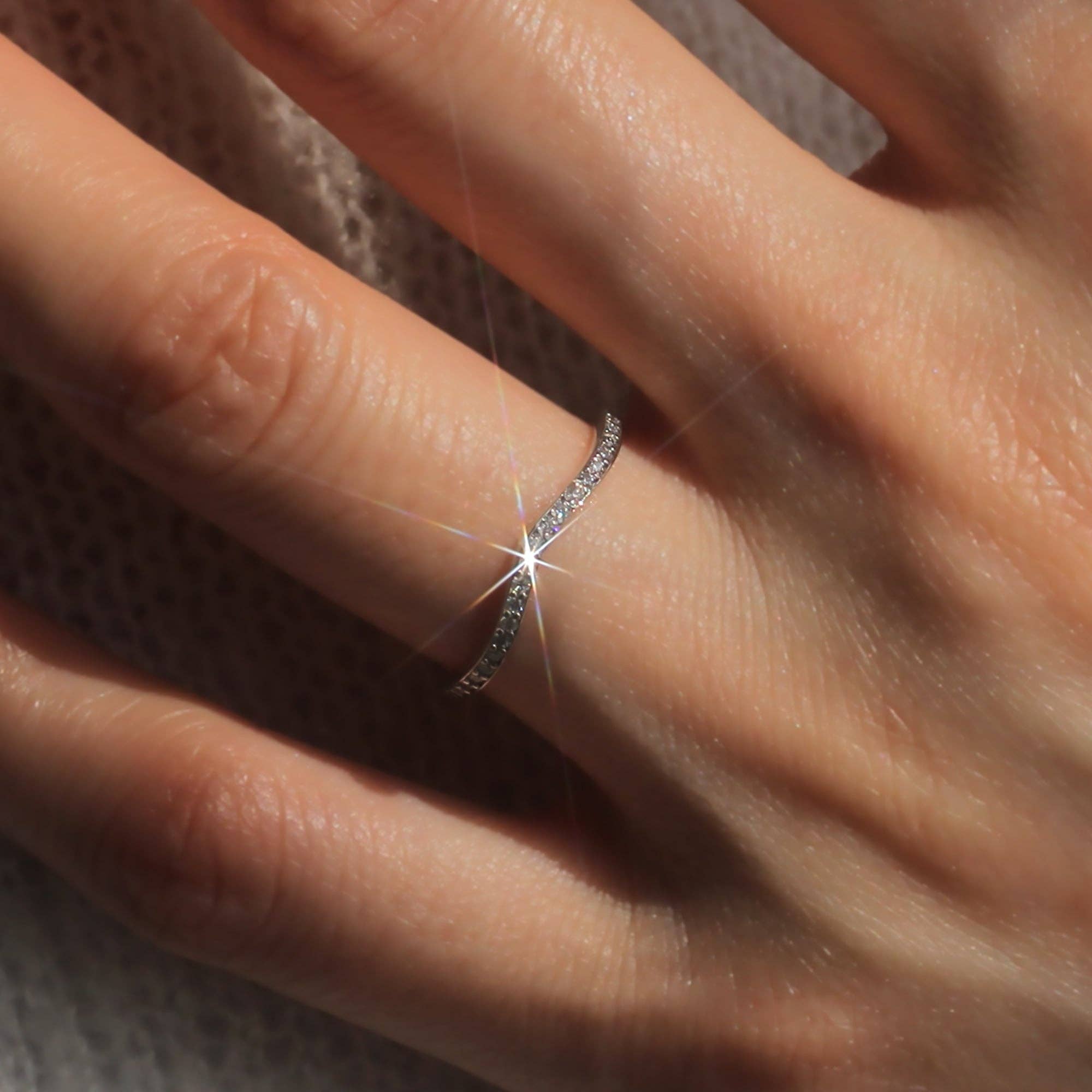 Double Accent - Wholesale Band/Stacked Ring - Evermore Trace Curve Ring – 14K Gold Half-Eternity0