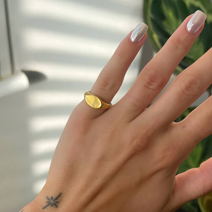 Large Oval Signet Ring for wholesale by Aurnia Jewellery