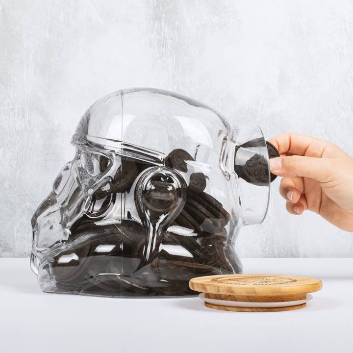 ThumbsUp! – wholesale Kakburk – Original Stormtrooper Terrarium/Cookie Jar