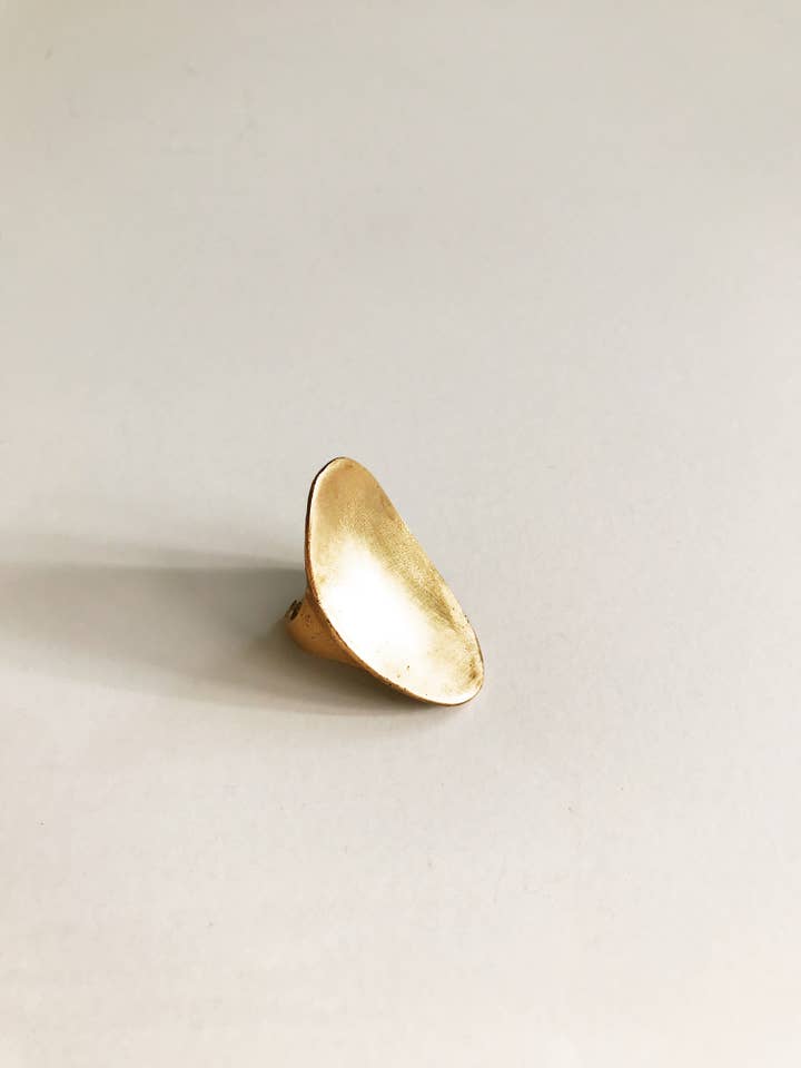 Luna Crescent Ring för wholesale av Afrohemien