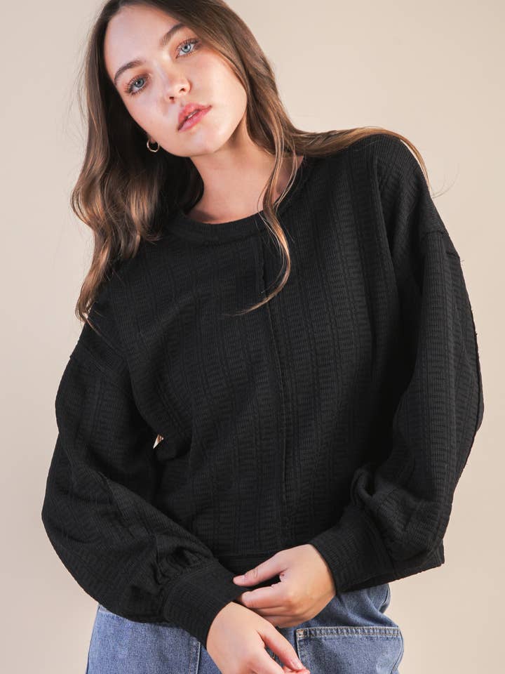 NT12413-Top de Malha Texturizada Oversized com Detalhe de Borda Bruta por atacado de VERY J