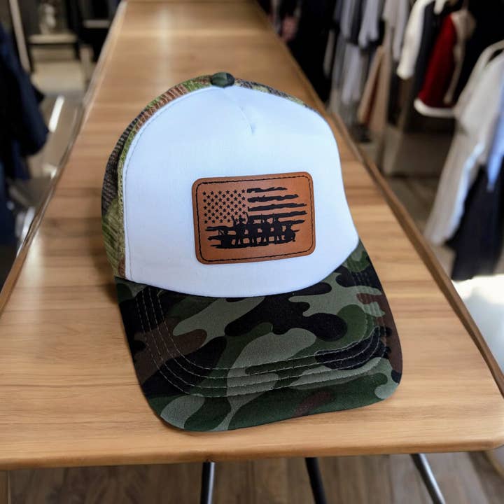 Trucker-Mütze aus Leder mit Aufnäher der USA-Soldaten (Polyesterschaum) für den Großhandel von 2A Solutions