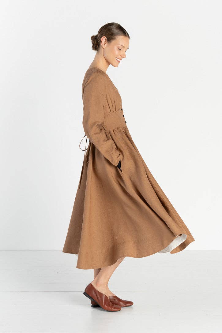 Son de Flor – Großhandel Kleid – Damen – Diane – Leinen-Midikleid mit V-Ausschnitt13