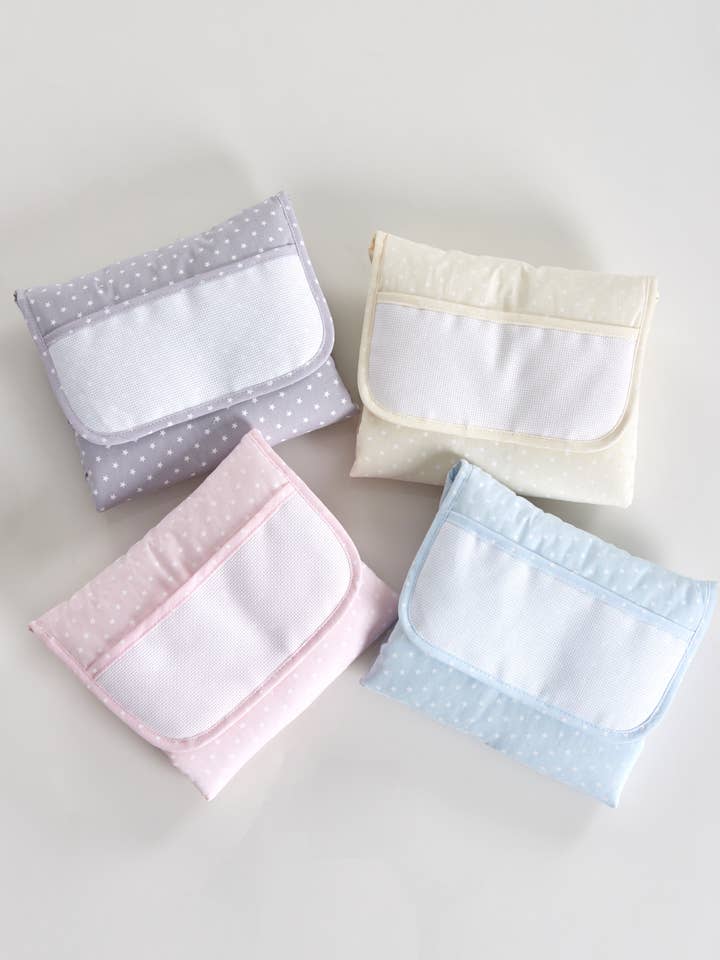 Amorim Gerações, LDA - Wholesale Underwear/Diaper Cover - Baby - Changing Mat with Stars for Embroidery 0500M