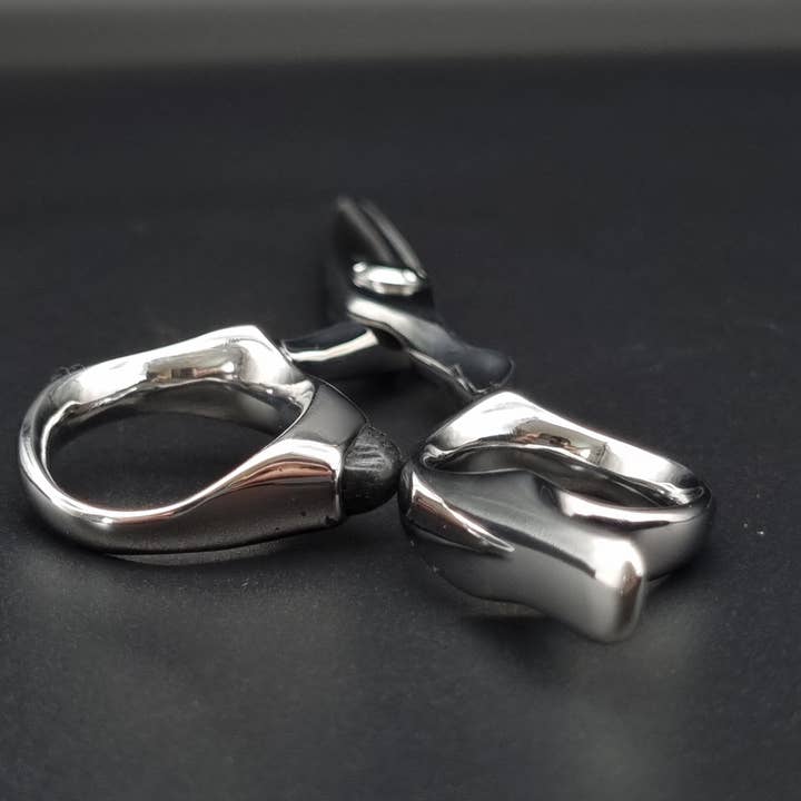 Designerin für den Großhandel von Elite steels ltd