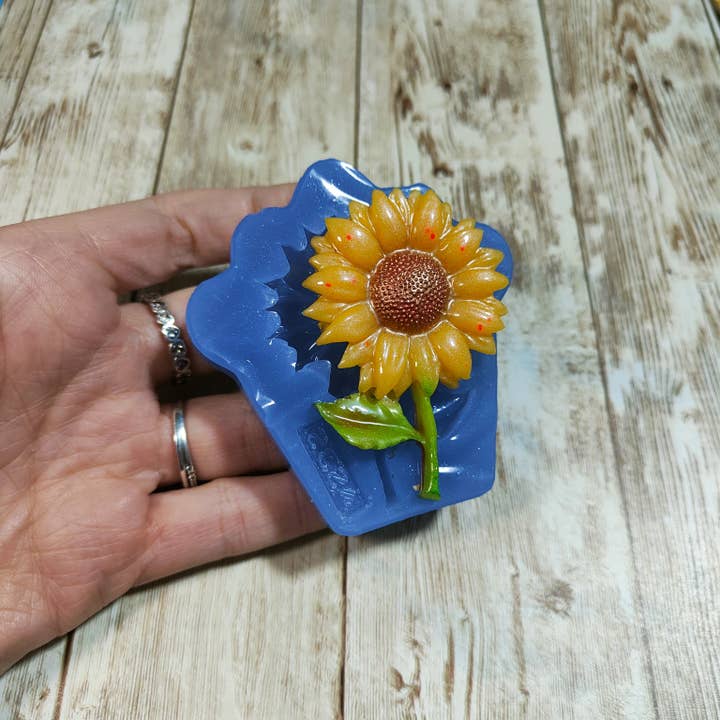 Serena Creazione di Serena Stampone - Wholesale DIY Craft Kit - Sunflower mold 6cm in silicone for resin, plaster, jesmonite2