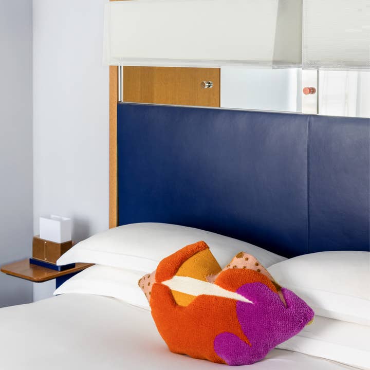 ProbaHome - Wholesale Throw/Decorative Pillow - X The Standard Lip Pillow1