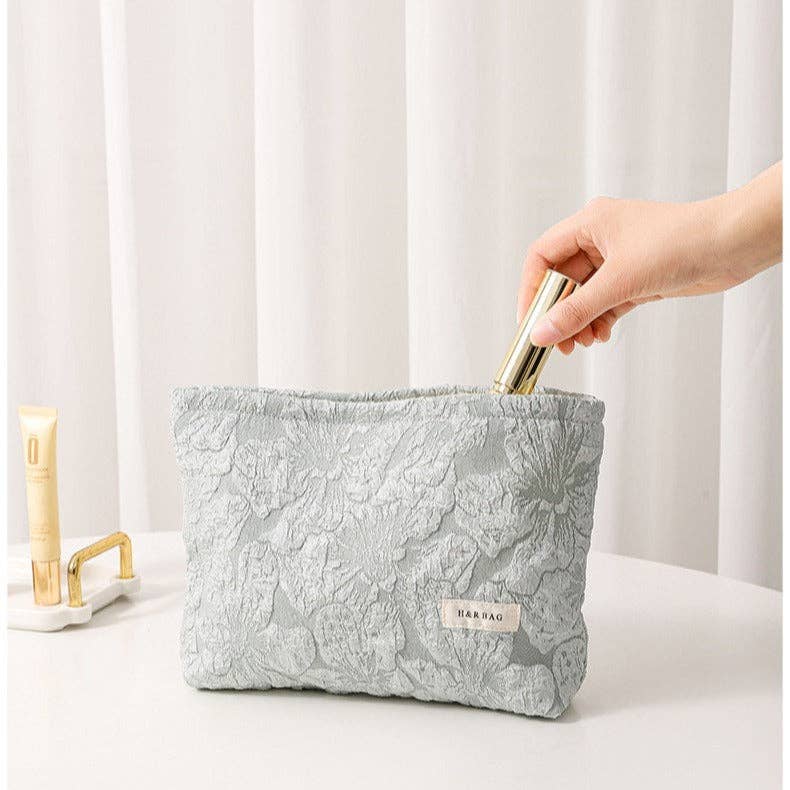 Dipped Shop - Wholesale Makeup/Cosmetic Bag - Floral Jacquard Portable Cosmetic Bag DPB10031