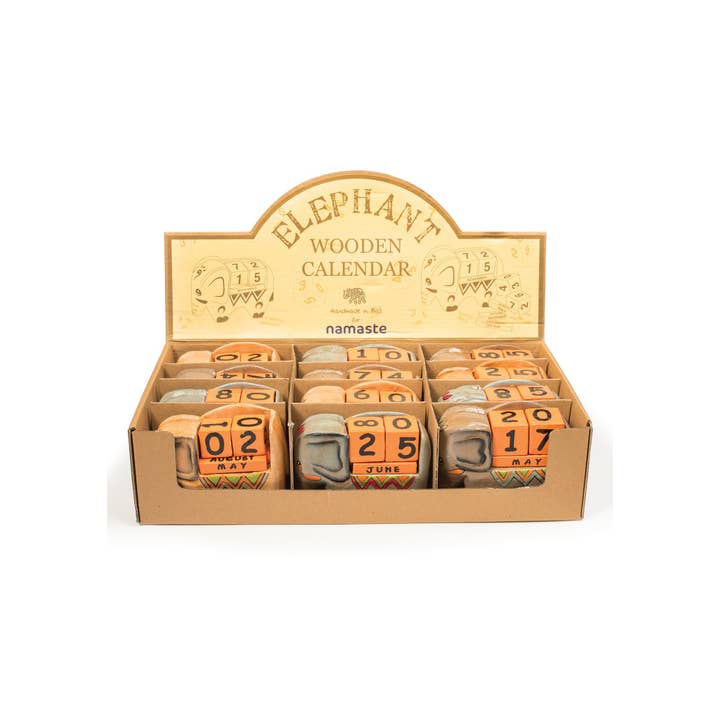 Namaste - Wholesale Kalender - Met de hand geschilderde houten olifantenkalender1