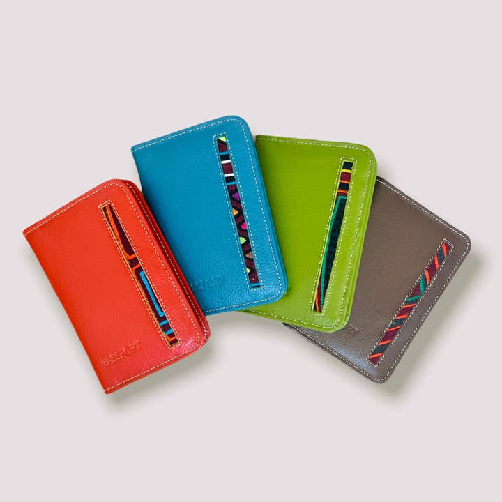 Farverige Passport Travel Tegnebøger | Molas Broderi for engroshandel hos Colorful 4U