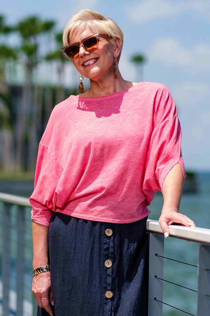 TINA Stephens Italy/Tees By Tina - Wholesale T-Shirt - Women's - Omaria Batwing Crop Top (BSS171)4