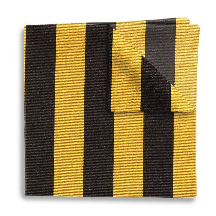 Academy Black and Gold - Mouchoirs de poche pour la vente par Beau Ties of Vermont