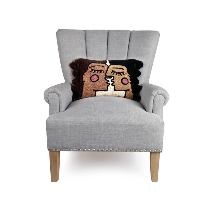 Peking Handicraft - Wholesale Throw/Decorative Pillow - Bacio w/Tassels Hook Pillow - Jungalow1