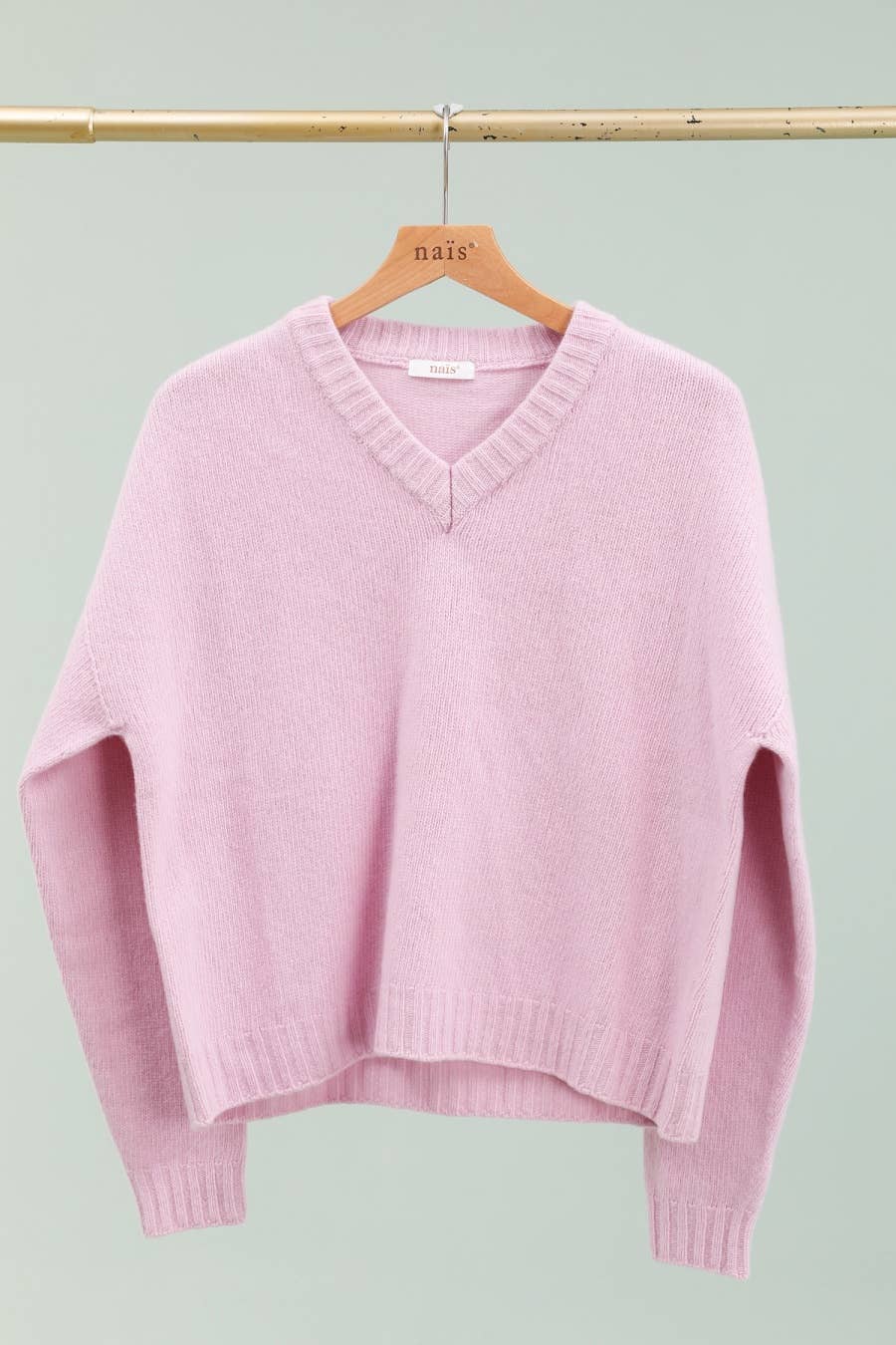 NAÏS PARIS - Wholesale Knit Sweater - Women's - Long-sleeve V-neck sweater 100% superfine merino wool13