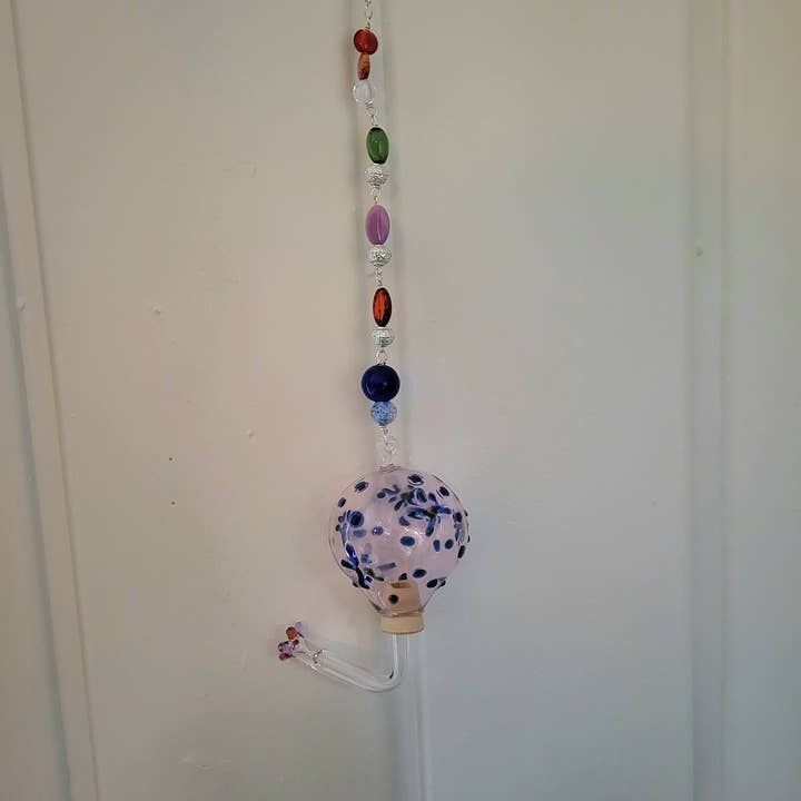 AB Glass Designs - Wholesale Bird Feeder - Blown Glass Hummingbird Feeder6