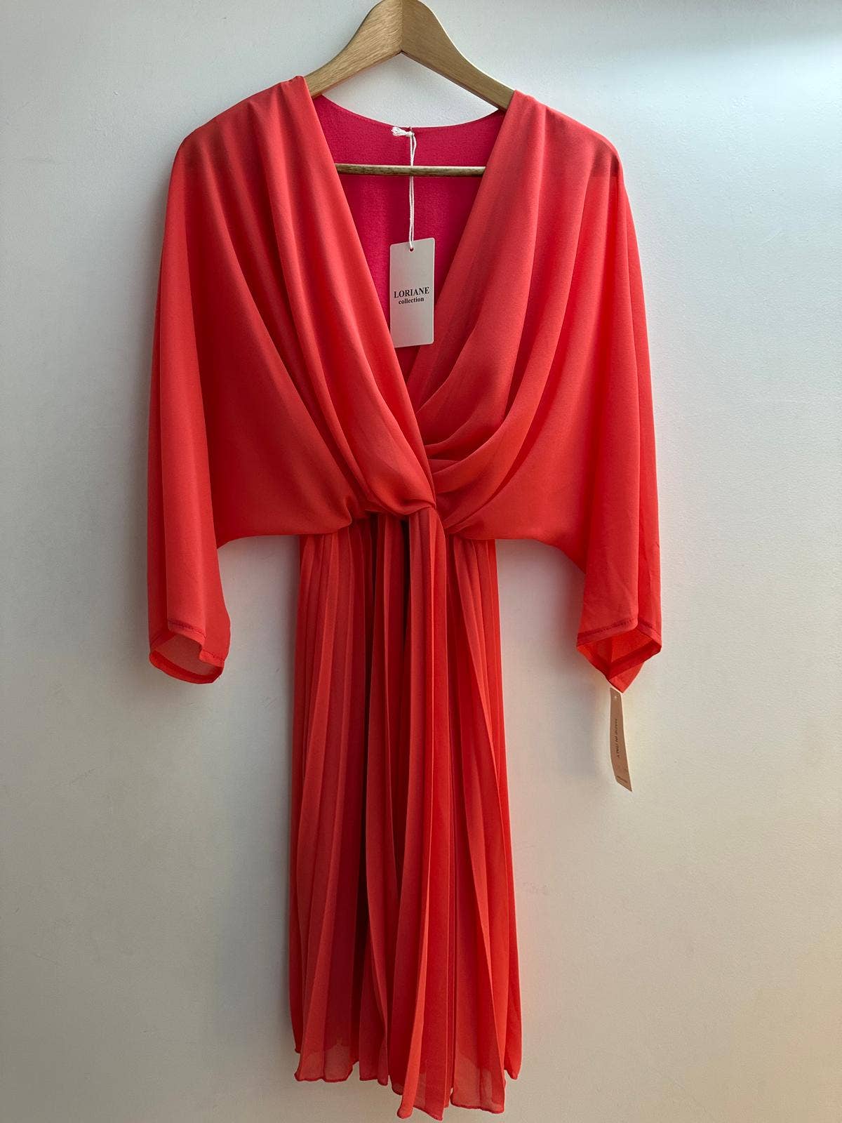 LORIANE – wholesale Dress – Women's – 10558 V-neck pleated short dress with viscose lining11