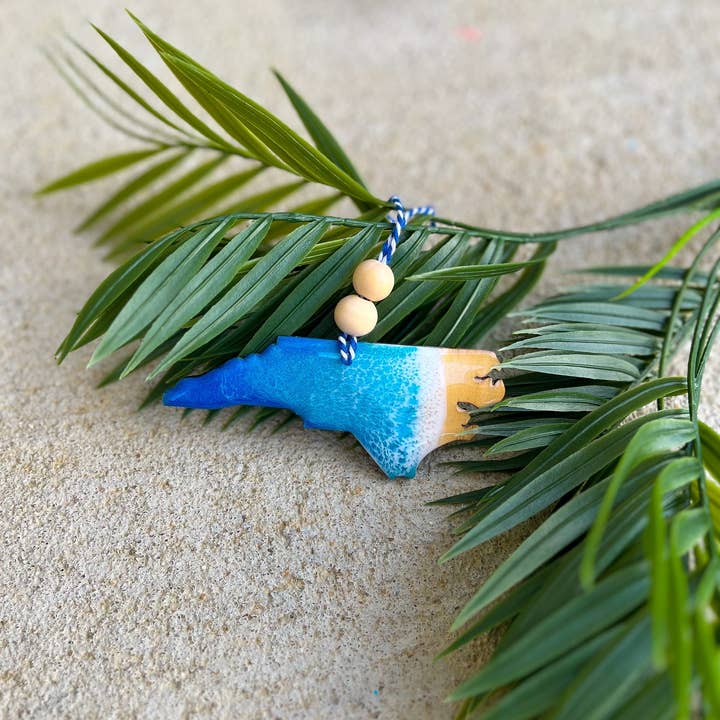 NMinnick Designs - Wholesale Ornament - North Carolina Beach Ornament2