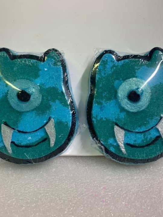 Bombe de bain monstre pour la vente par Soaps n Dreams