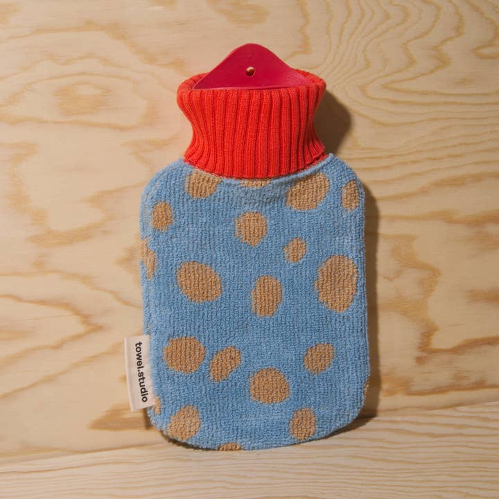 Pebbles Hot Water Bottle | Fjord | Small (0.8 Liter) for wholesale by towel.studio