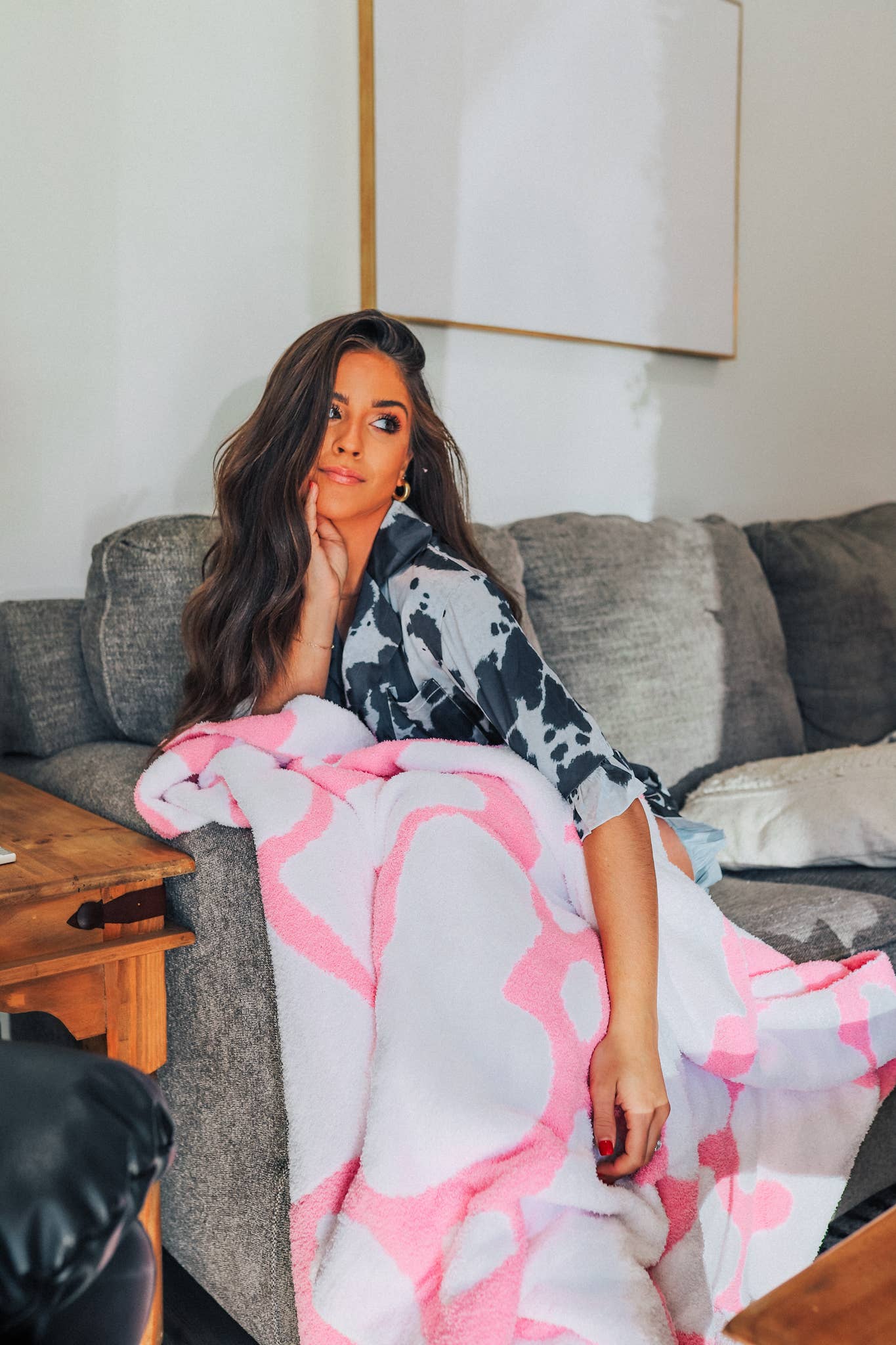 The Front Porch Label - Wholesale Throw Blanket - Pink Cowhide Throw Blanket2