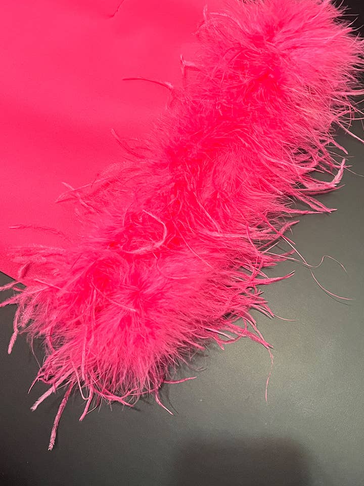 Sanyao Fashion - Wholesale Outerwear Vest - Women's - SY411 White Ostrich Feather Trim Round Neck Sleeveless Top3