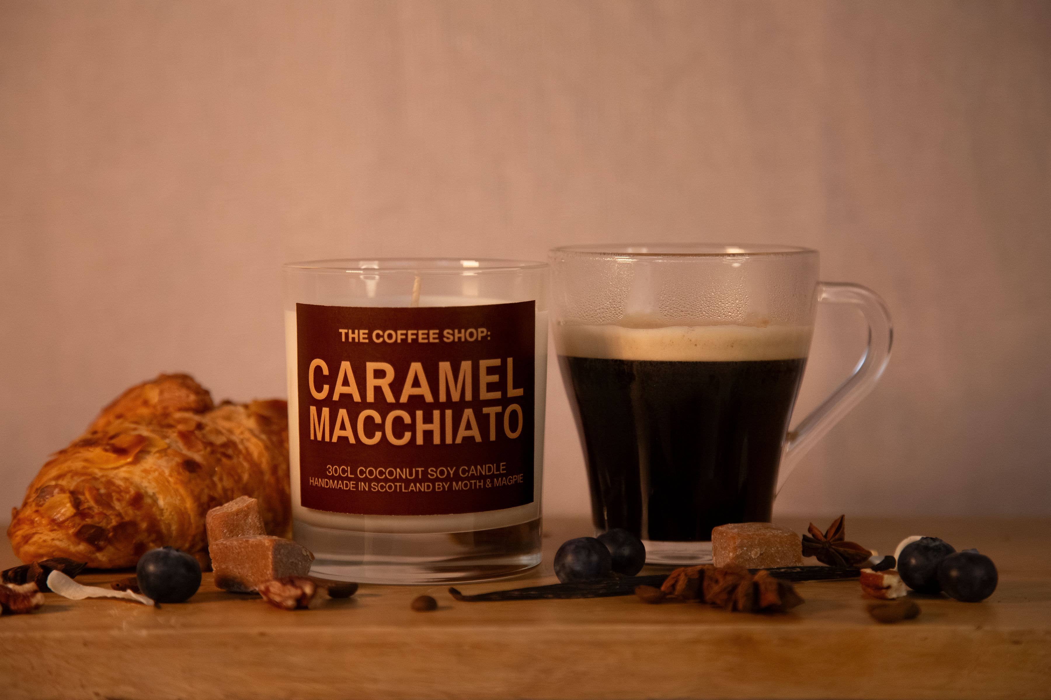Moth & Magpie – wholesale Jar/filled candle – Caramel Macchiato | Handmade 30cl Candle0