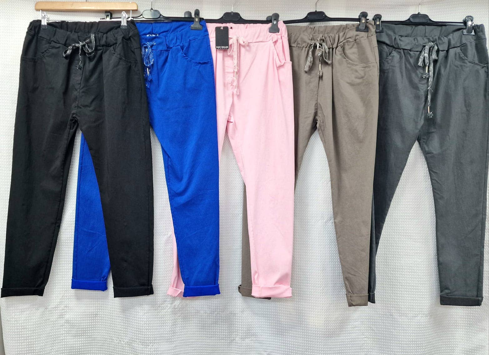 Kurt Muller – Calças - Mulher por atacado – Calças Mágicas Bi-Stretch Básicas14