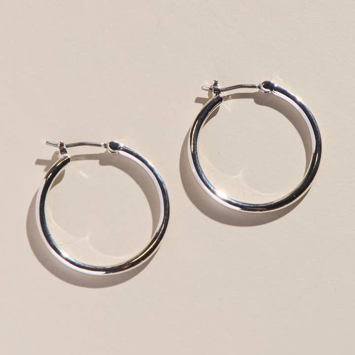 Aros Silver Halo para venta al por mayor de Nickel and Suede
