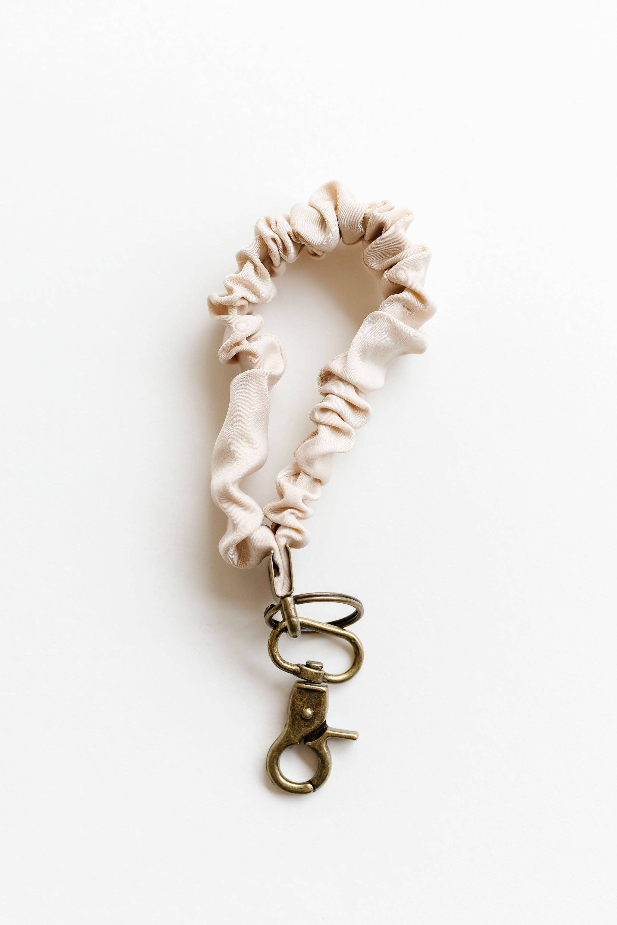 Shop Andi - Wholesale Keychain - Women's - Oat Milk Luxe Keychain1