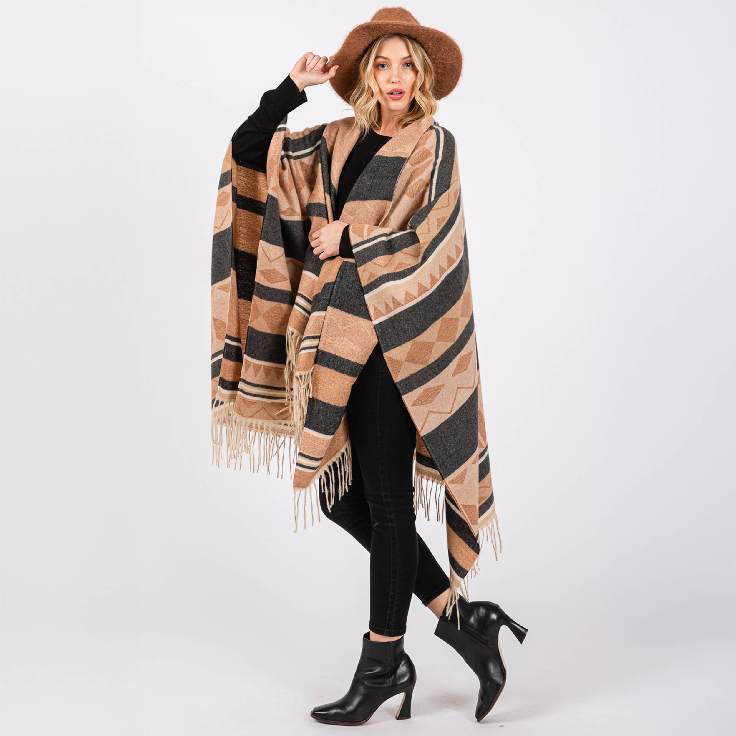 Hana – wholesale Kimono – Women's – Aztec Pattern with Fringe Ruana Winter Kimono4
