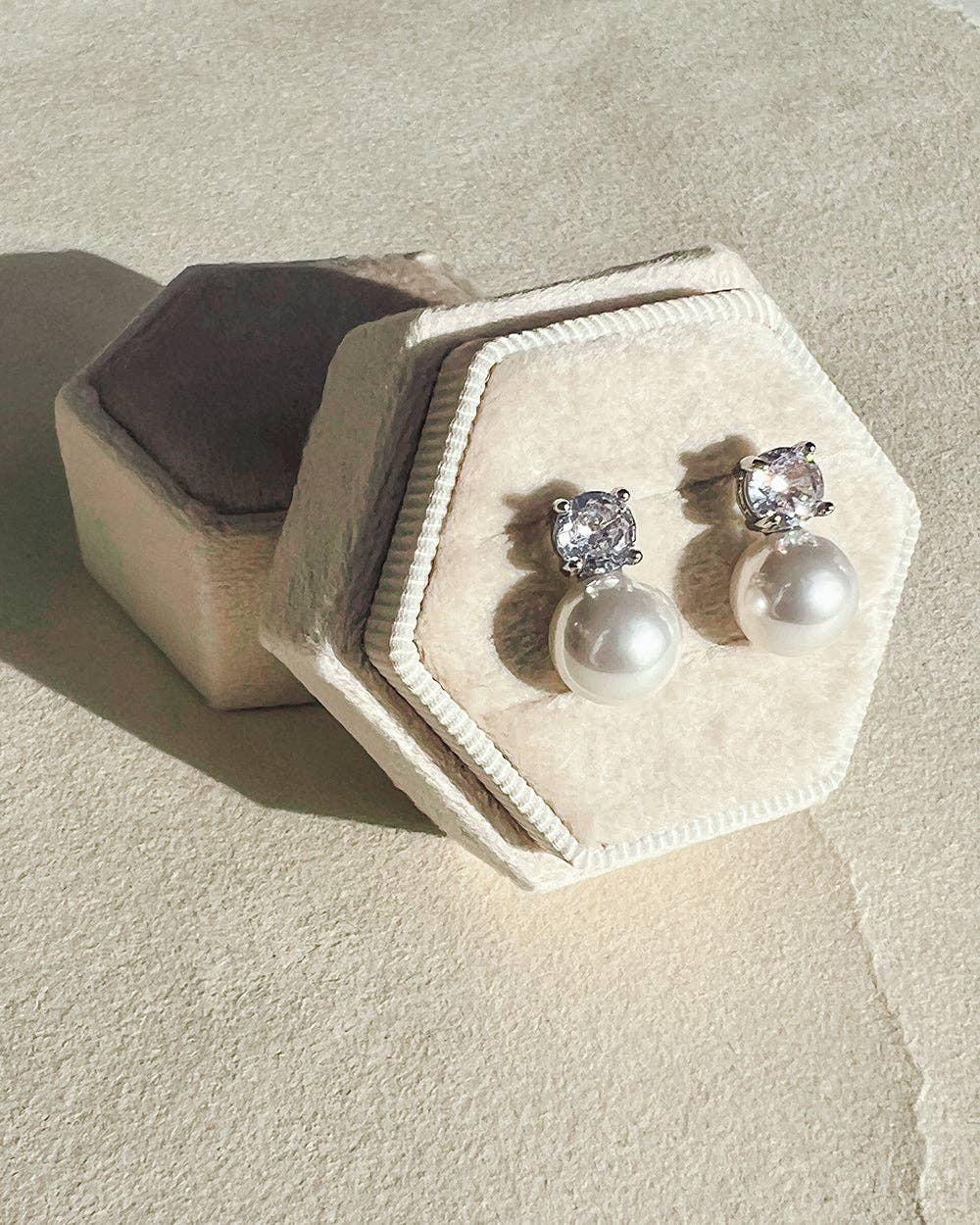 Dareth Colburn Designs - Wholesale Knopjes/oorstekers - Justine oorknopjes1