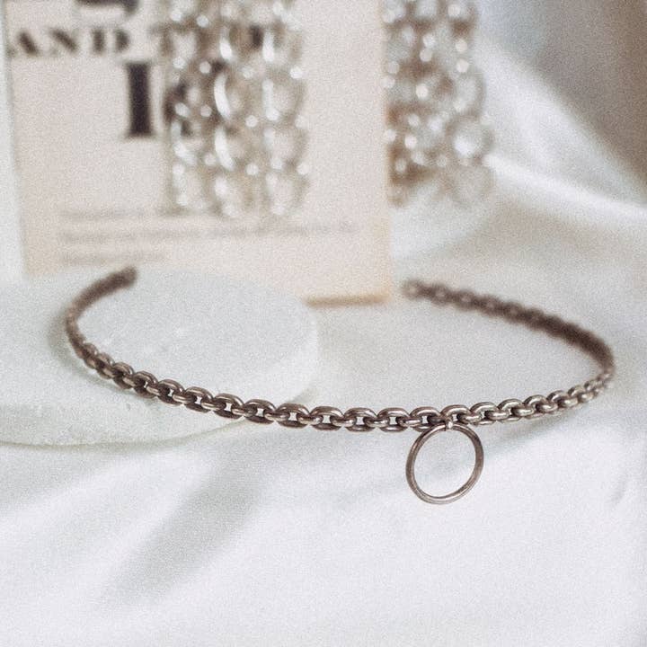 Halsband mit gebundener Kette für den Großhandel von Nyxturna