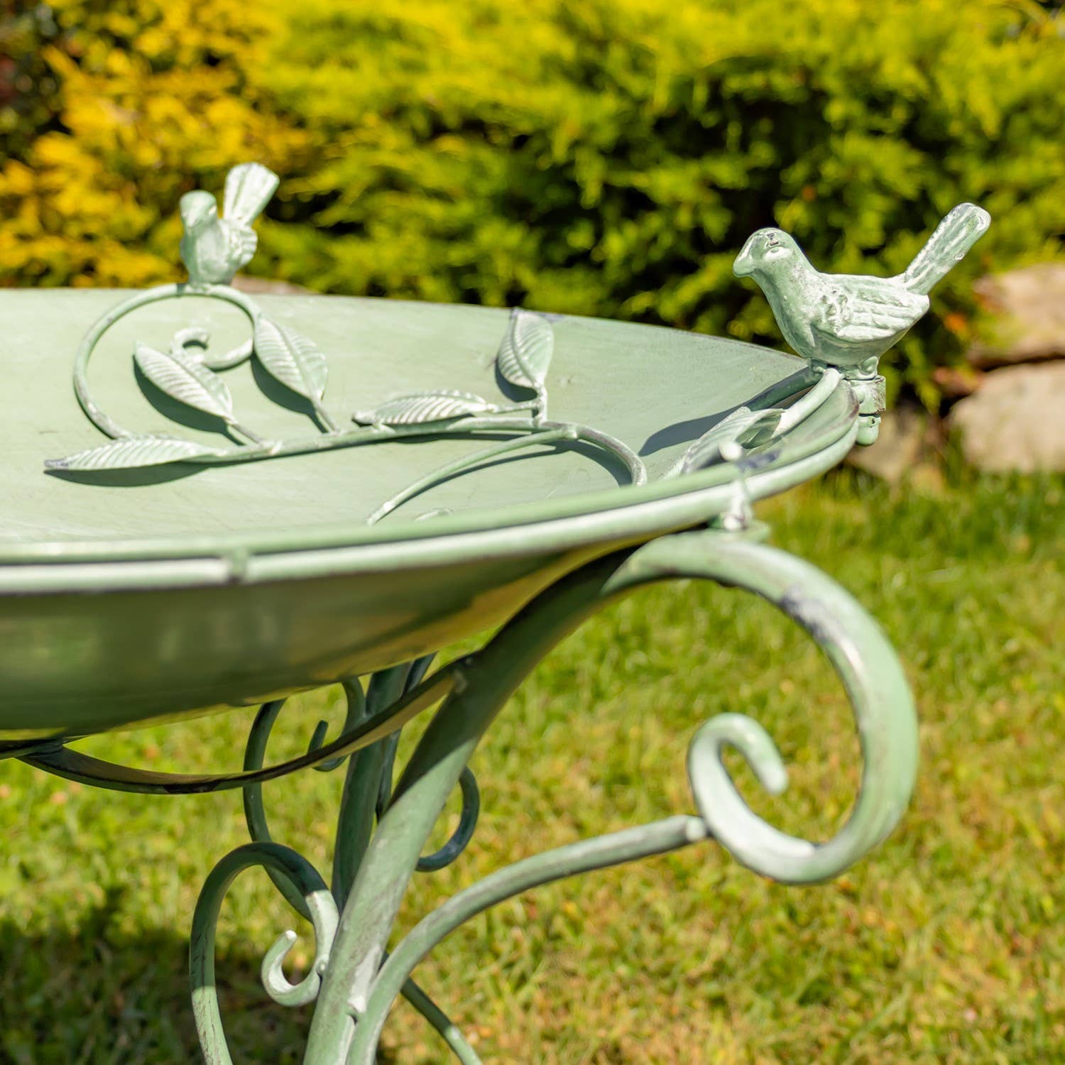Zaer Ltd. International - Wholesale Bird Bath - “Rome 1945” 23" Tall Iron Birdbath with Porcelain Accent14