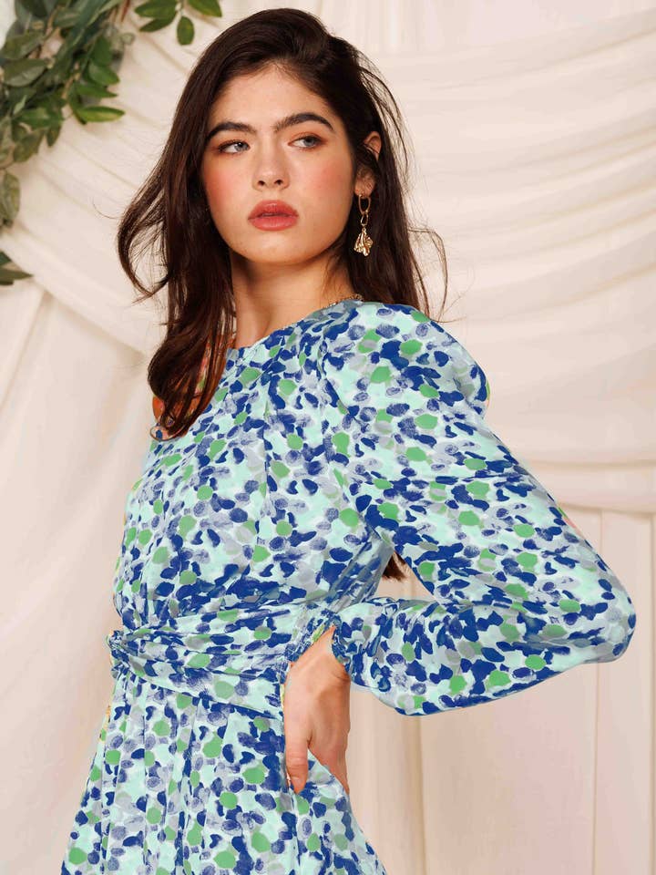 Mini abito svasato a maniche lunghe con scollo rotondo SD3251 per la vendita all'ingrosso da parte di Endless Blu