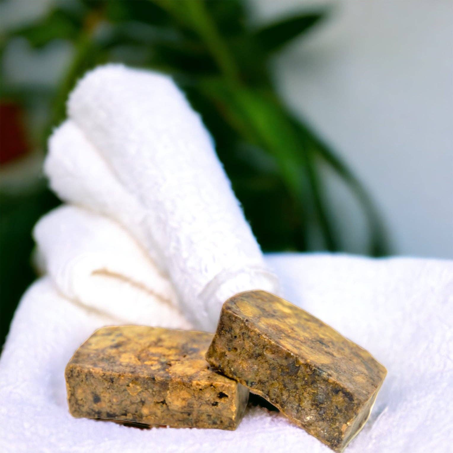 Roses Natural - Wholesale Bar Soap - Raw African Black Soap2