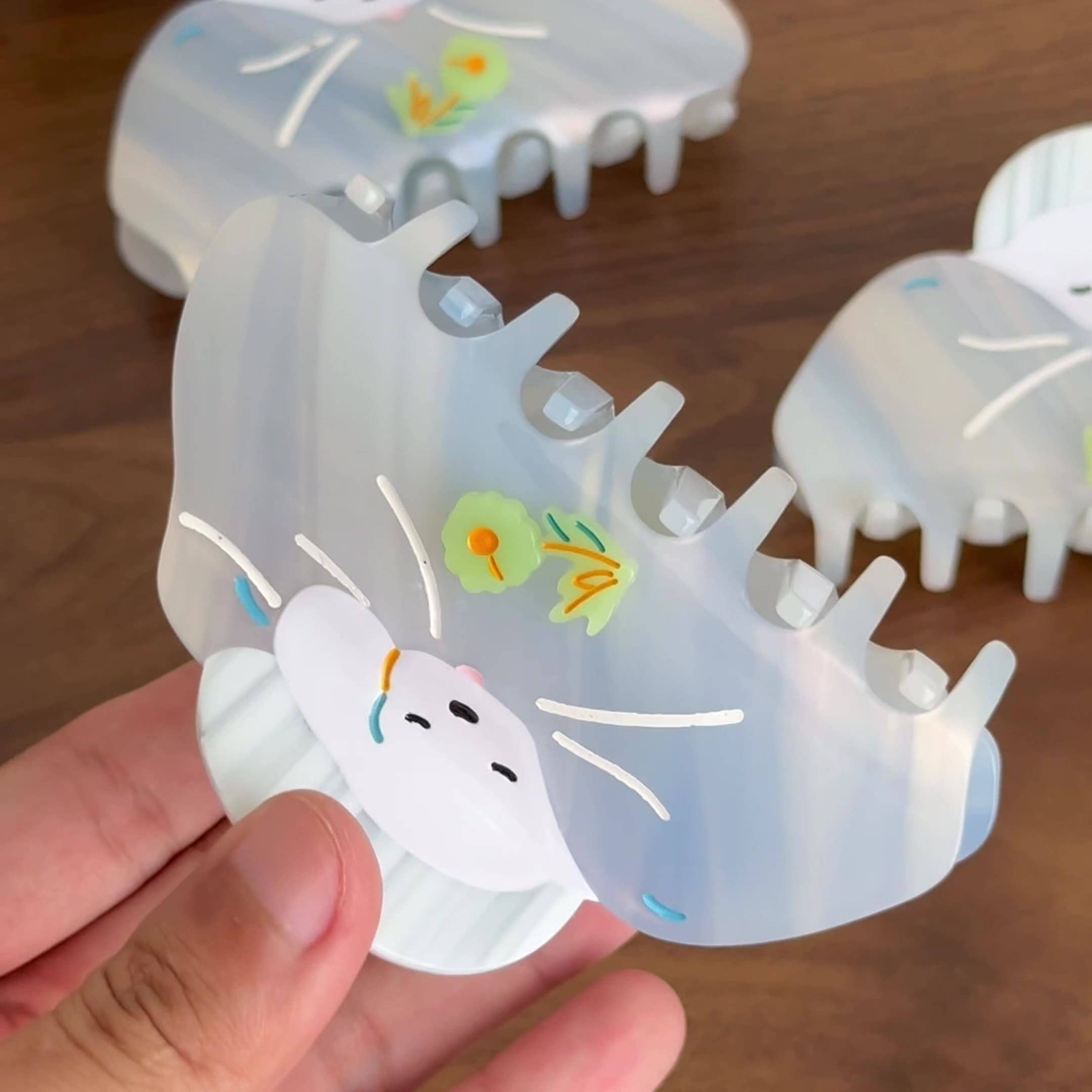 A Tegneserie Skyformet Hvalpemønster Acetat Hårklemme for engroshandel på Faire3