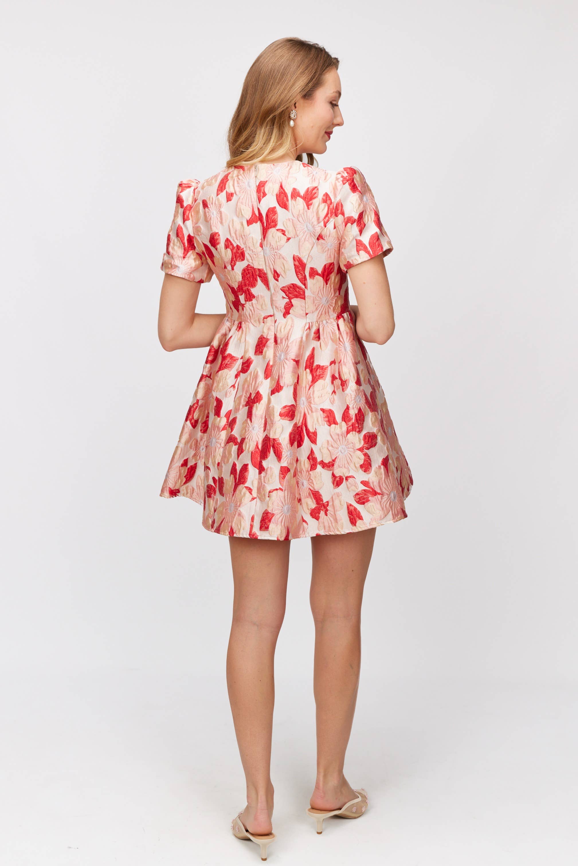 Rose/rouge Robe Mini-Jupe Trapèze en Jacquard Fleuri en vente sur Faire5