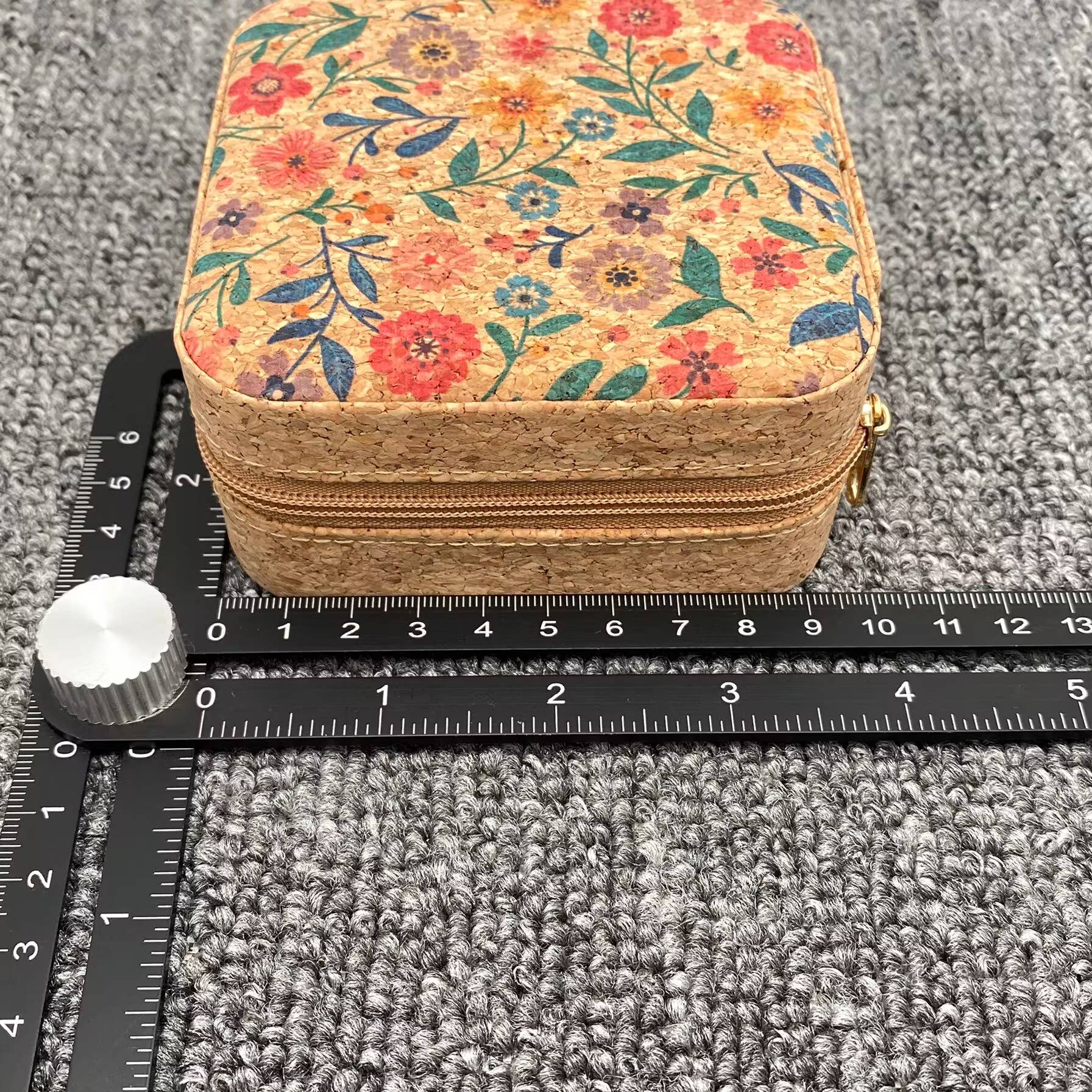 Mio Queena – Organizador/caixa de joias por atacado – Caixa vintage para guardar joias de couro PU com textura de grão de madeira7