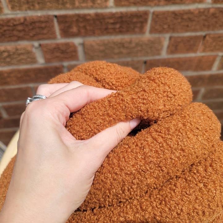 SUF Products LLC - Wholesale Throw/Decorative Pillow - Boucle Knot Pillows Soft and Cozy - Trendy Textured cushion24