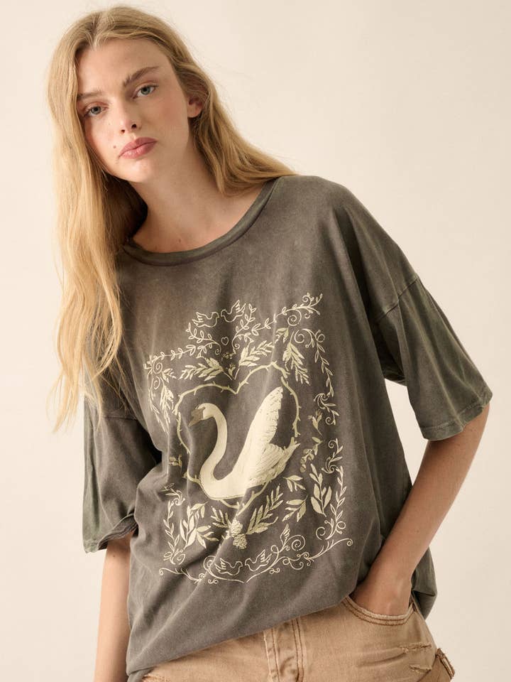 Promesa USA - Wholesale Screen Printed T-Shirt - Women's - Ornate Swan Vintage-Wash Oversize Graphic Tee0