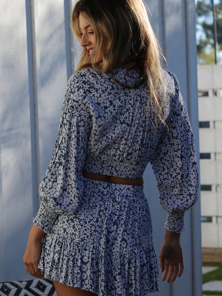 ANGIE - Wholesale Blouse - Women's - F2633-FP77 V NECK BLOUSE