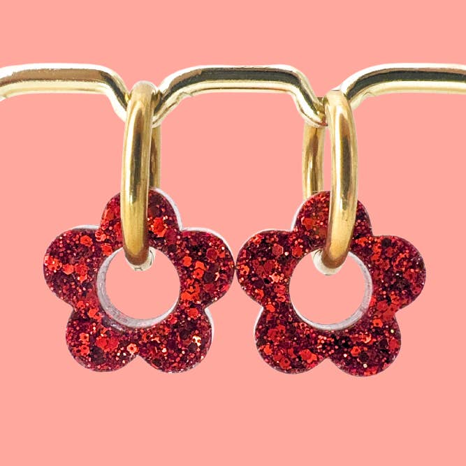 Glitrende blomsterøreringe 🌸 for engroshandel hos Atelier Rochelais