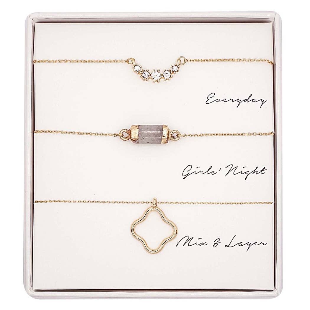 GRY Set regalo con collana con ciondolo a strati assortiti, 3 pezzi  in vendita all'ingrosso su Faire1