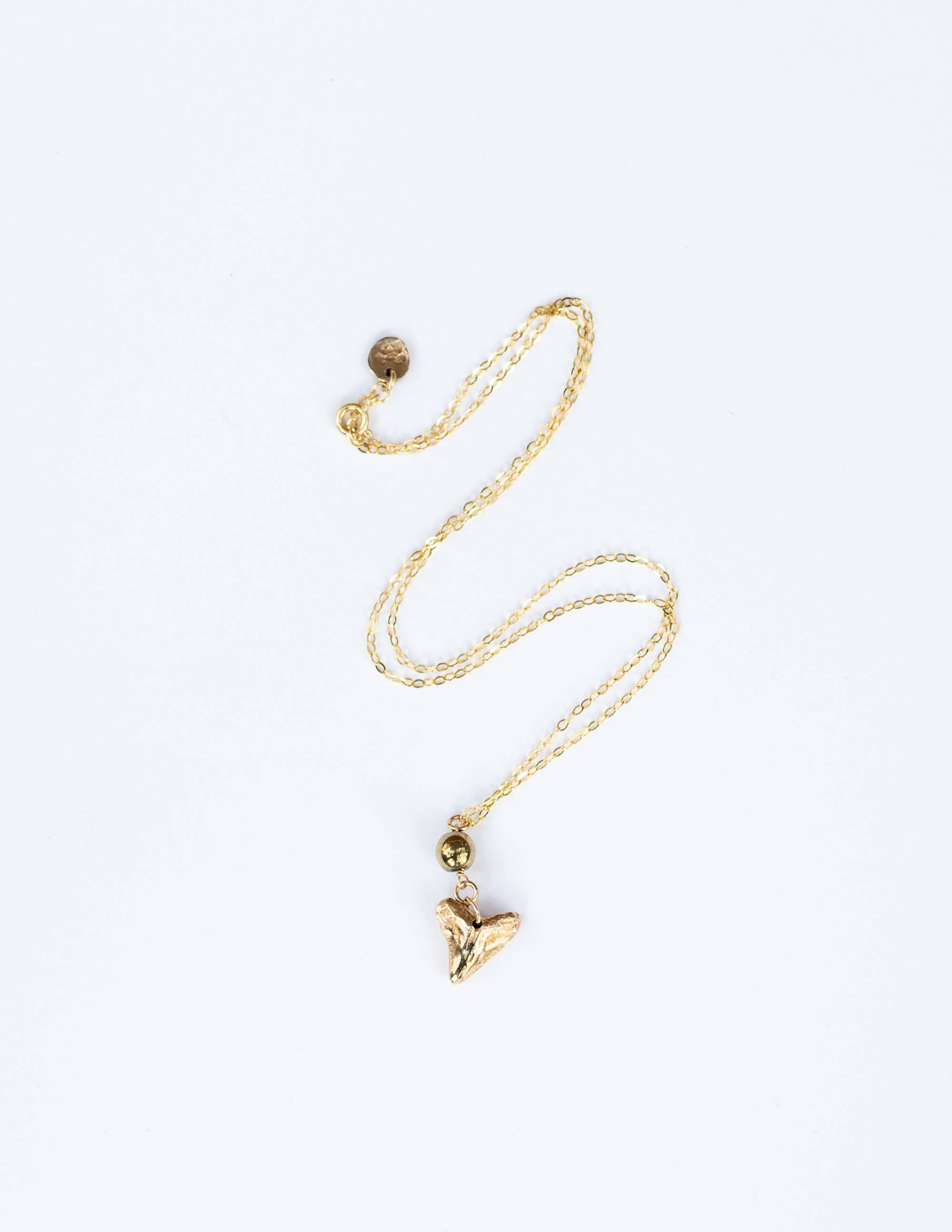 Bang-Up Betty - Wholesale Pendant/Charm Necklace - The Siren Shark Tooth Necklace0
